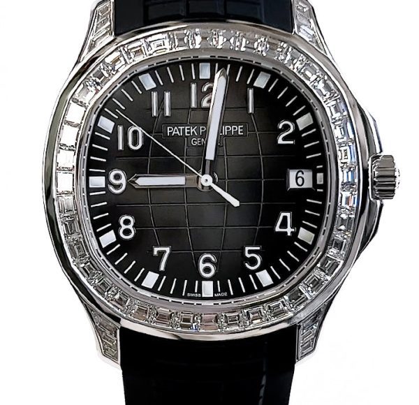 【Super Clone】Patek Philippe Aquanaut Diamond Bezel 5167/300G-010