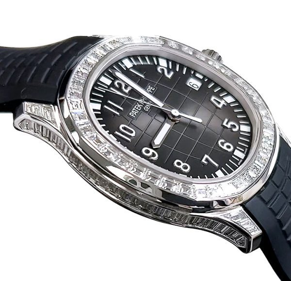 【Super Clone】Patek Philippe Aquanaut Diamond Bezel 5167/300G-010