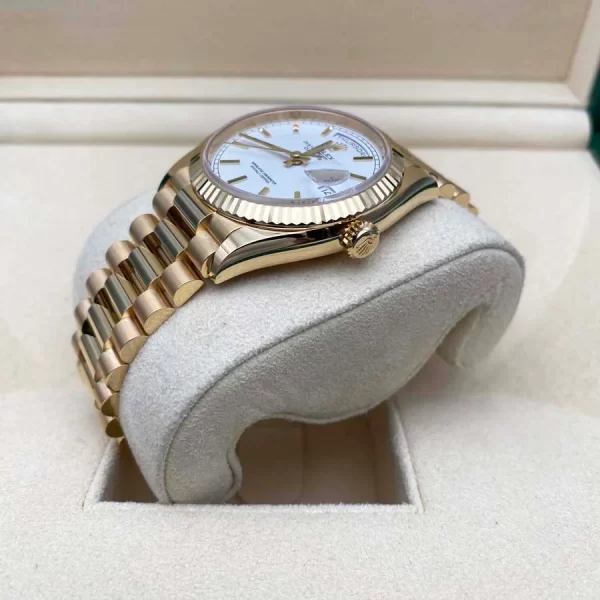 【Super Clone】RLX Day-Date M128238-0081 36mm