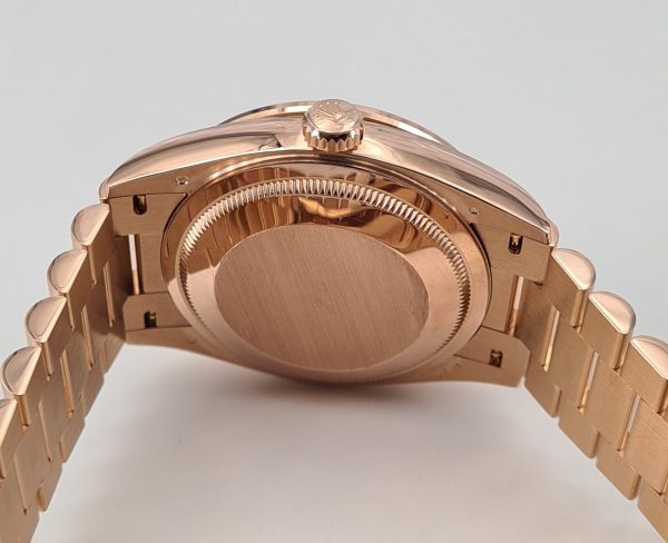 【Super Clone】RLX Day-Date M128345RBR-0009 36mm