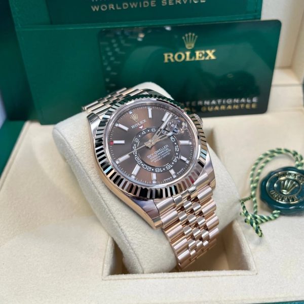 【Super Clone】RLX Sky-Dweller 42mm 336935-0002/0006 Rose Gold Chocolate Dial Jubilee