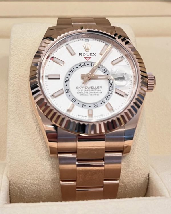 【Super Clone】RLX Sky-Dweller 42mm 336935-0003/0007 Rose Gold White Dial Oyster