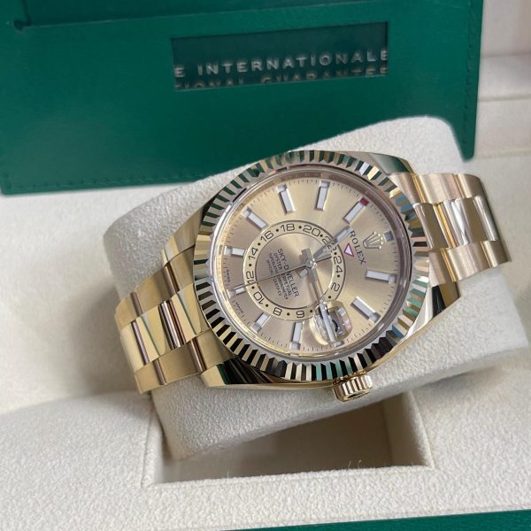 【Super Clone】RLX Sky-Dweller 42mm 336938-0001/0004 Yellow Gold Champagne Dial Jubilee