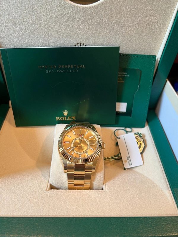 【Super Clone】RLX Sky-Dweller 42mm 336938-0001/0004 Yellow Gold Champagne Dial Jubilee