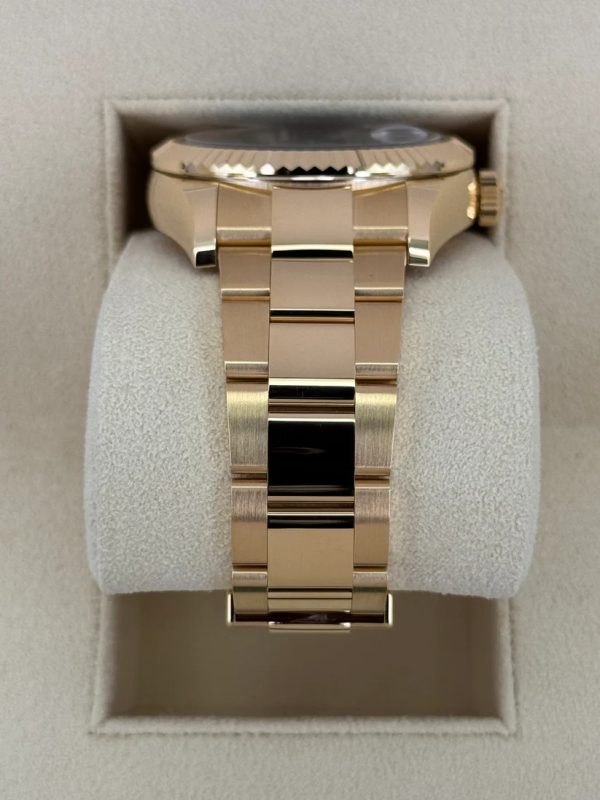 【Super Clone】RLX Sky-Dweller 42mm 336938-0002/0005 Yellow Gold Black Dial Oyster