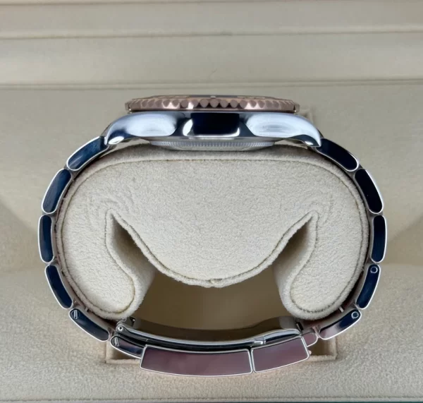 【Super Clone】RLX Yacht-Master 37mm Steel and Everose Gold Watch - Black Dial - Oyster Bracelet 268621